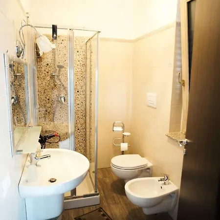 فندق مبيت وإفطار Rosa Dei Venti 3*